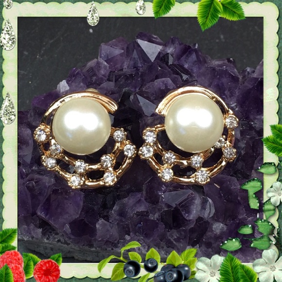 CZ Pearl Web Earrings - Picture 5 of 8